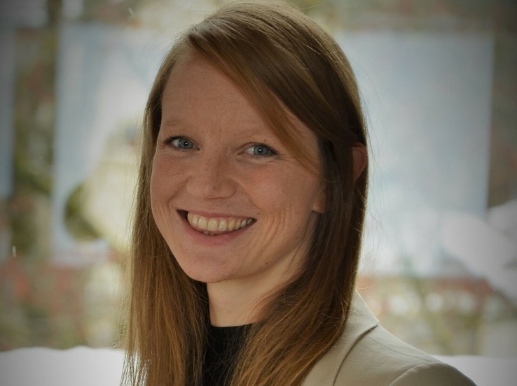 Professor Katharina Erhardt